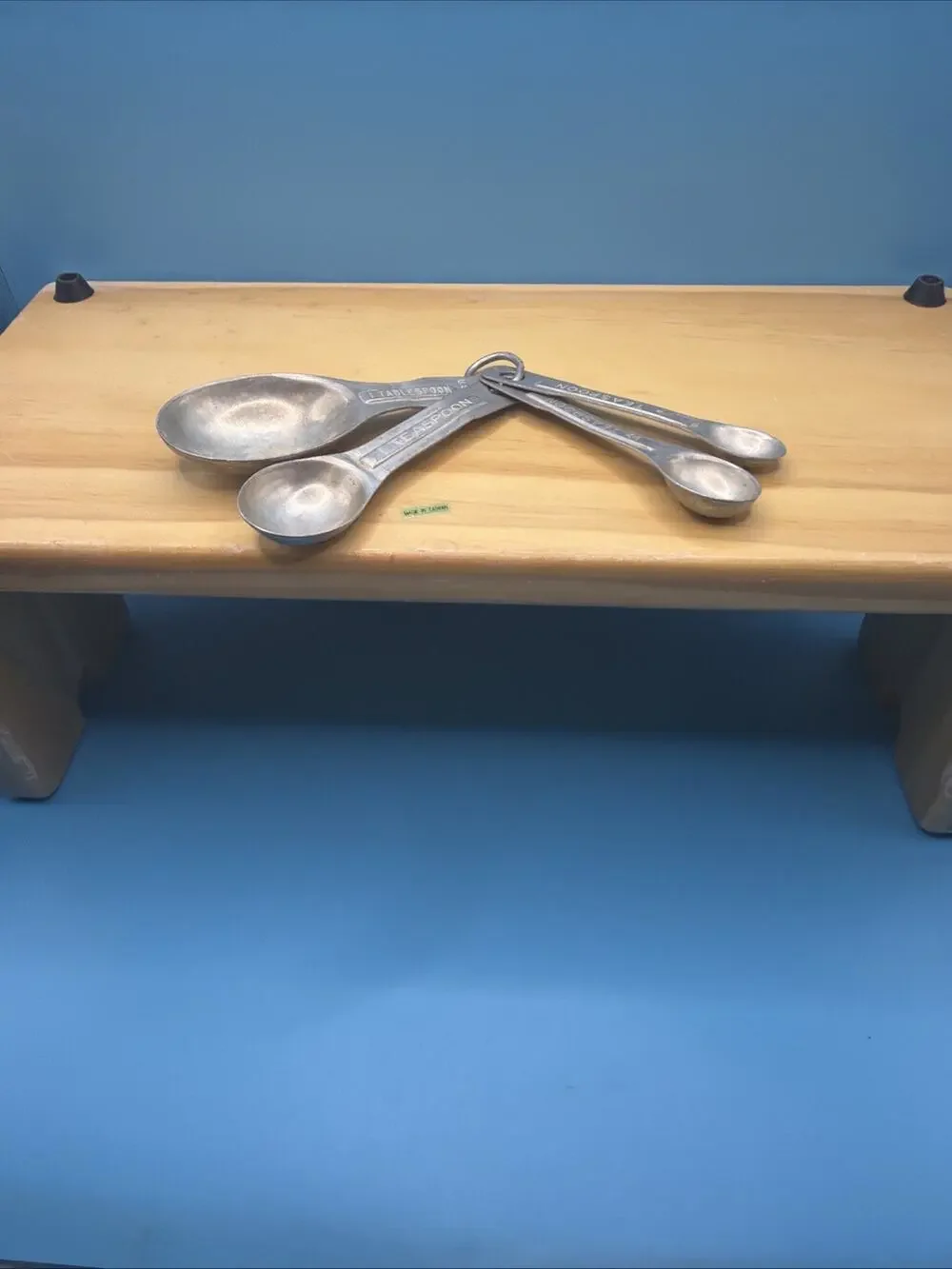 Set Of 4 Aluminum Measuring Spoons - 1 Tbsp- 1 Tsp - 1/2 Tsp - 1/4 Tsp On A Ring